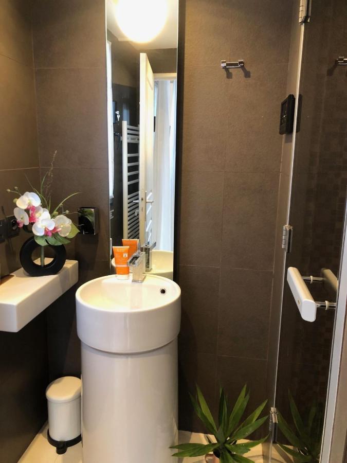 Appartement Montfleury, 2 Terrasses, 2 Chambres , 2 Sdb , Pkg Prive Piscine, 15 Min Walk To Croisette Beach And Palais Des Festivals Cannes Esterno foto